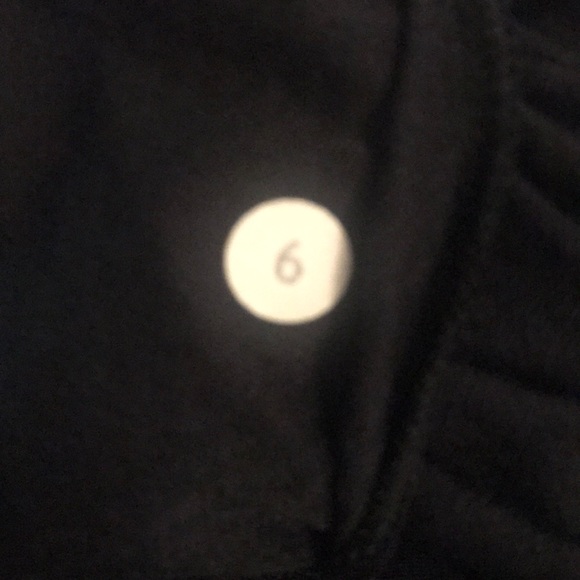 Lululemon Women's Aria Tank II Parallel Black Tank - Picture 4 of 8